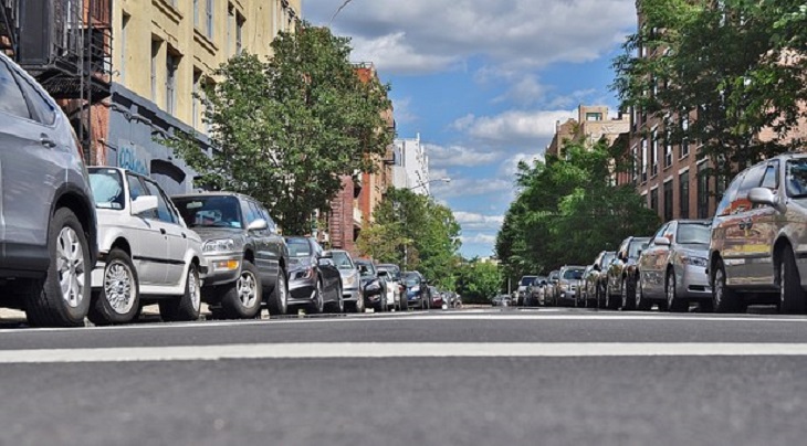 estacionamiento al aire libre